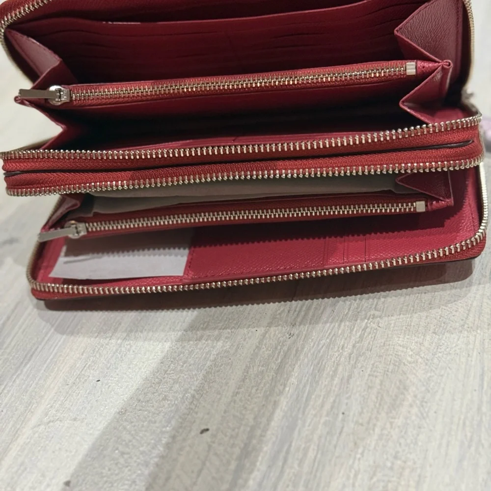 Coach structured pebbled